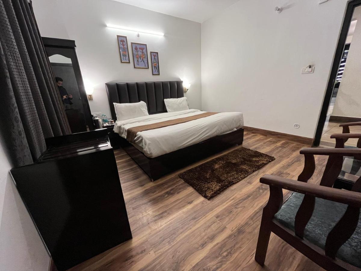 Cedar Woods Resort By Heyan Hotels Nainital Εξωτερικό φωτογραφία