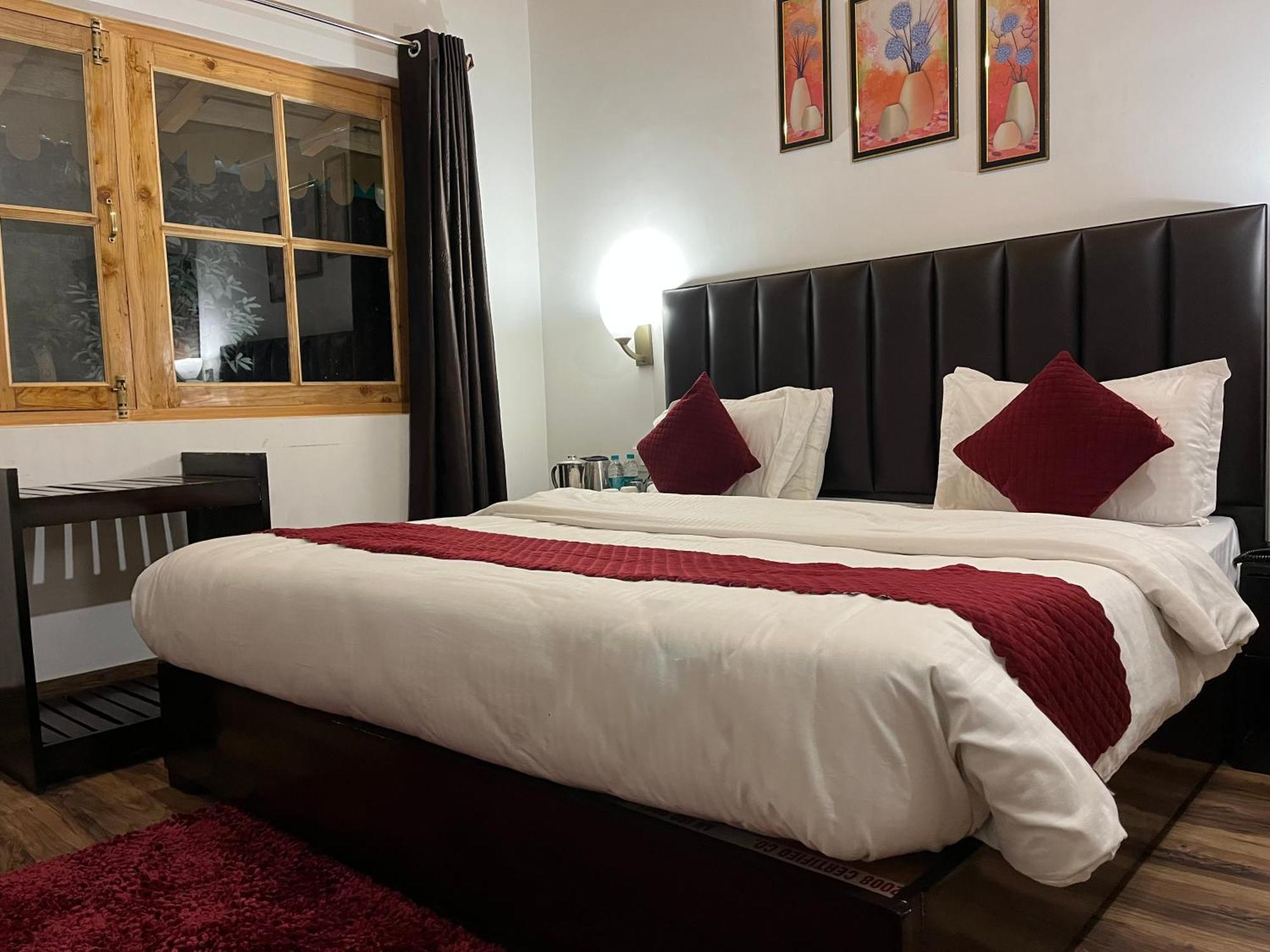 Cedar Woods Resort By Heyan Hotels Nainital Εξωτερικό φωτογραφία