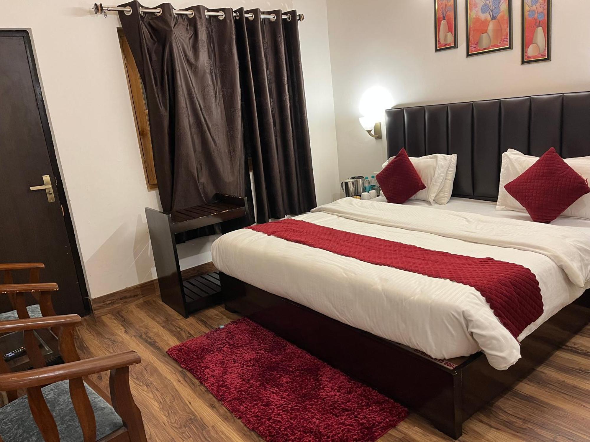 Cedar Woods Resort By Heyan Hotels Nainital Εξωτερικό φωτογραφία