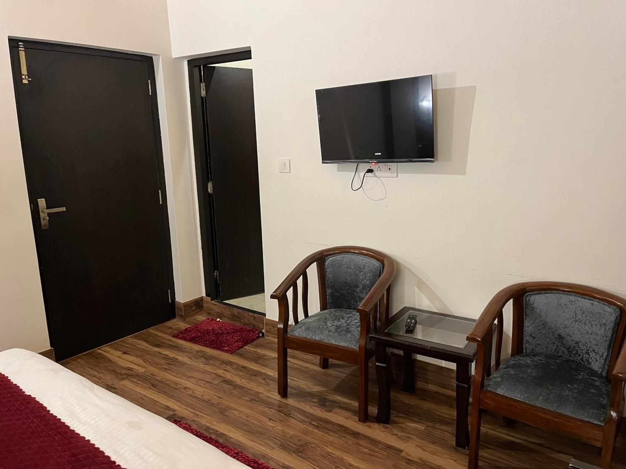 Cedar Woods Resort By Heyan Hotels Nainital Εξωτερικό φωτογραφία