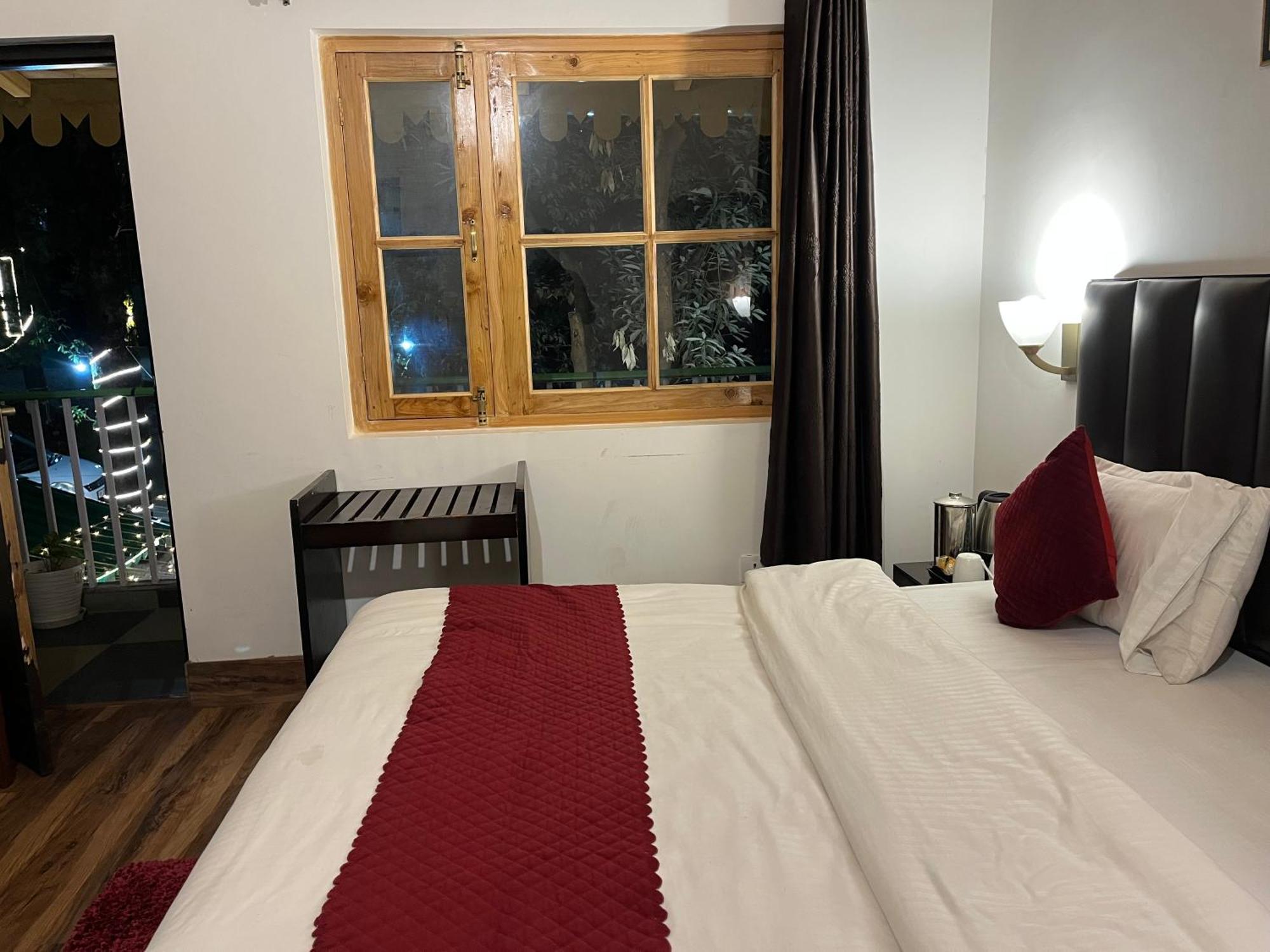 Cedar Woods Resort By Heyan Hotels Nainital Εξωτερικό φωτογραφία